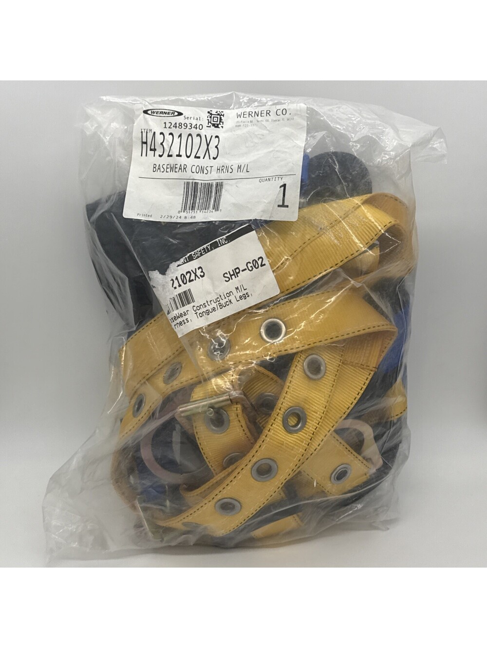 Werner H432102X3 Basewear Construction Fall Protection Harness M/L Tongue Buckle